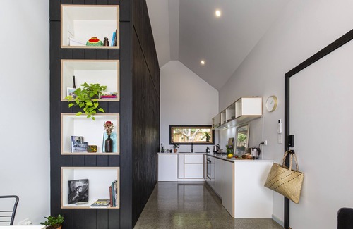 Nowra Apartment | Enjoy the river, ocean and country at the Nowra Studio Barn