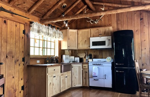 Allenspark Cabin | Enjoy the Rockies-hike, fish, relax with great views. Pet friendly