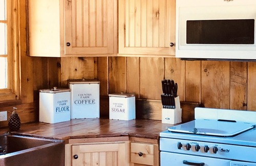 Allenspark Cabin | Enjoy the Rockies-hike, fish, relax with great views. Pet friendly