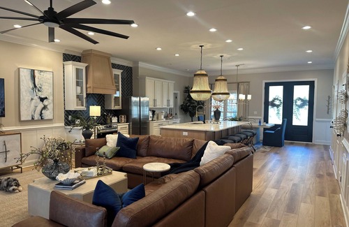 Socastee House | ENJOY THE SERENE LIFE OF THE NEWLY REMODELED WATERWAY HOUSE w Brand New Pool