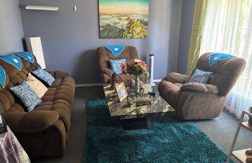 Craigieburn House | Enjoy the specious home, get good rest after your activities.