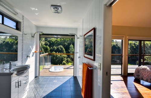 Kalang Cottage | Enjoy the ultimate natural indulgence – a million-star spa…