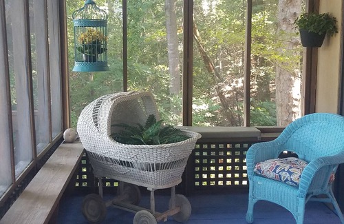 Wicomico Church House | Enjoy the wonderful views at this Riverfront Cabin, Horn Harbor Chesapeake Bay!