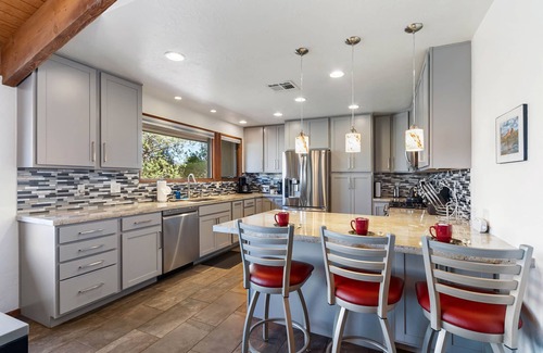 West Sedona House | Enjoy This Contemporary Red Rock View Retreat, Views & EV Charger!