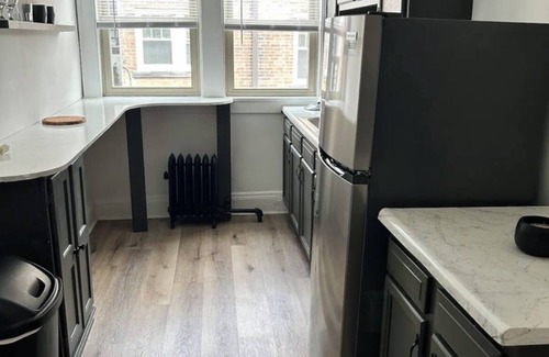 Cleveland Apartment | Enjoy this historic charming spacious clean One-bedroom Apartment. Pet Friendly