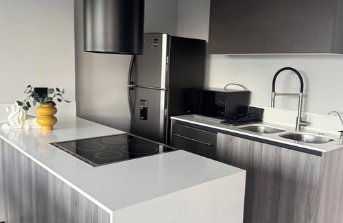 Americana Apartment | Enjoy this incredible apartment in the heart of the city.