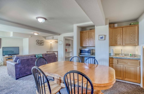 Nelscott House | Enjoy this Oceanfront Beauty with Private Beach Access!