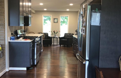 Maysville House | Enjoy this private mountain retreat with stunning views on 230 acres