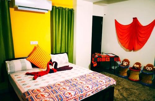 Lake Swaroop Sagar House | Enjoy! Udaipur Homestay by Hari Pari