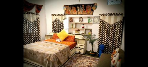 Lake Swaroop Sagar House | Enjoy! Udaipur Homestay by Hari Pari
