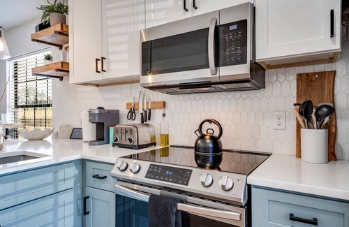 Jacksonville Beach House | Enjoy vibrant beach life in our stylish townhome, the perfect place for beach time, great food, fun!