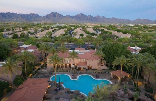 North Scottsdale Condo | Enjoy winter in a deluxe 1-bed condo with kitchenette in beautiful Scottsdale