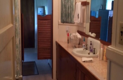 Waimea House | Enjoy your stay at this cozy country home built in the early 1950s