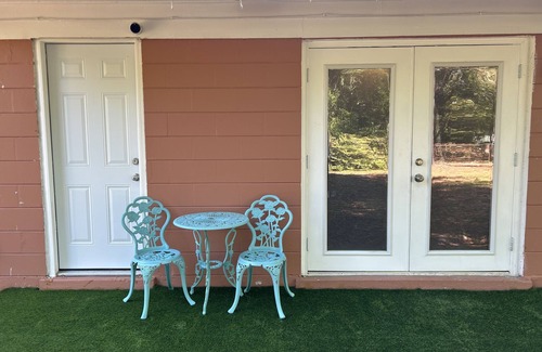Highlands House | Enjoy your stay at The Great Oasis!