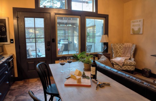 Columbia Cottage | Enjoy your stay in the country. Dog friendly with a fenced-in yard