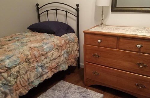 Manistee House | Enjoy your SUMMERTIME. Discounts for longer stays.