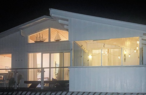 Fredrikstad House | Enjoy your vacation in this fantastically located vacation home by the fjord.