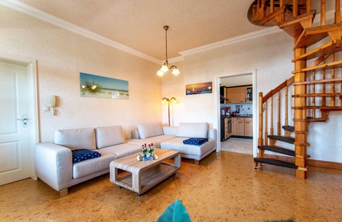 Sellin Apartment | Enjoy your vacation in the maisonette apartment "Heike" in the Ostseebad Sellin