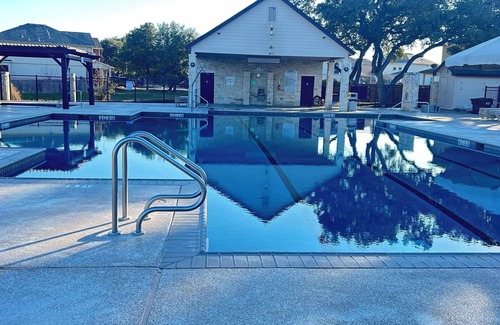 San Antonio House | Enjoyable 4-bedroom house with AC in San Antonio