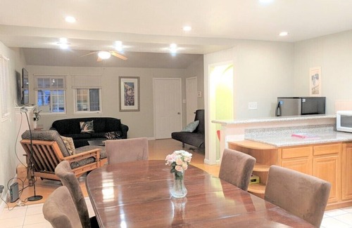 Oakland House | Enjoyable 6+bedroom house near Oakland Airport