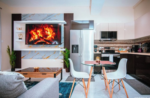 Saint Andrew Apartment | Enjoyable apartment with AC in Kingston Near US Embassy