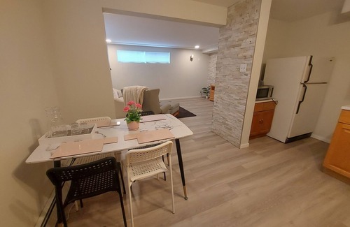 North Central Edmonton House | Enjoyable bungalow basement with WiFi in Edmonton