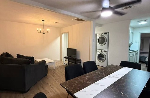 Sugar Land House | Enjoyable pet friendly house in Sugar Land
