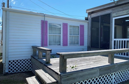Atlantic Beach House | Enjoyable Sound View Mobile Home with AC in Atlantic Beach
