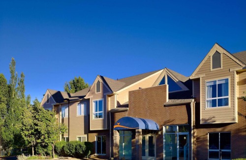 Dublin House | Enjoyable Stay! Pet-friendly Unit, Comes w/Free Parking!