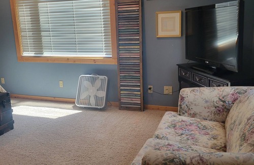 Daniel House | Enjoyable, very private, 2-bedroom house with WiFi in charming Daniel.