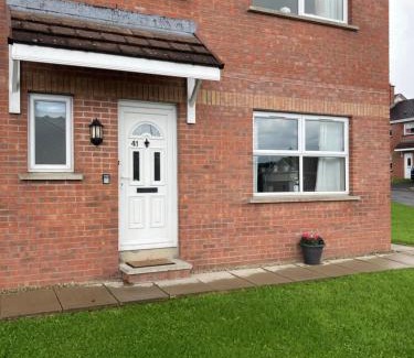 Enniskillen House | Enniskillen House (6 person house)