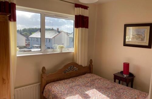 Enniskillen House | Enniskillen House (6 person house)