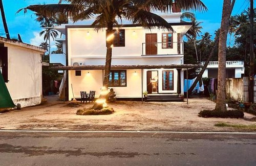 Kuzhuppilly House | ENOCEAN HOMESTAY