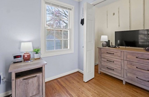 Travelers Rest House | ~Enoree Cottage~ 5 min to Downtown Traveler's Rest