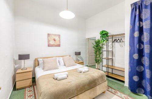 Floriana House | Enormous luxury 3-storey townhouse, rooftop EGAS1-1