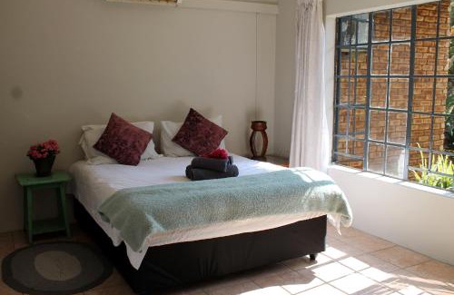 Kareeberg House | Enso Botanico 41 inside the Dinokeng Big 5 Game Reserve