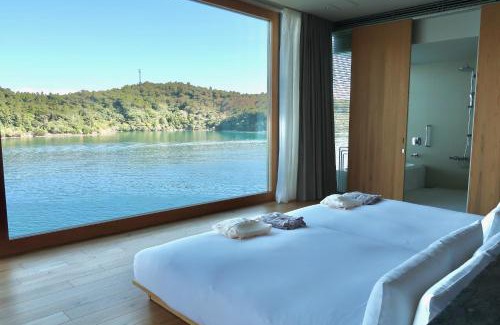 Ama Hotel | Entô