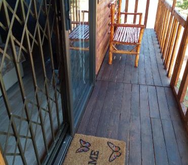 Ethekwini Cabin | Entendeni Lodge SelfCatering