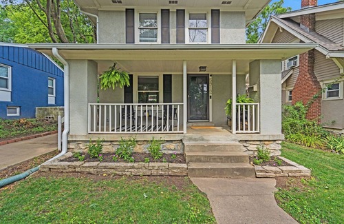 Brookside House | Entertainer - Brookside + Walkable + Firepit