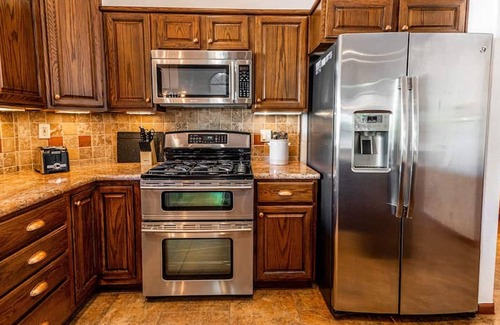 Arabian Views House | Entertainers Dream in Scottsdale w/Pool and Games!