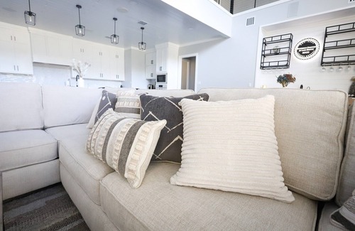 Belton Villa | Entertainers Dream just outside of town.If booking issues, please email inquiry.