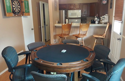 Central Arlington House | Entertainment Central Too