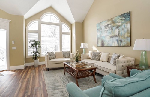 Bountiful House | Entertainment Paradise! Hot Tub * Theater/Game Rm * Fire Pit * Playground