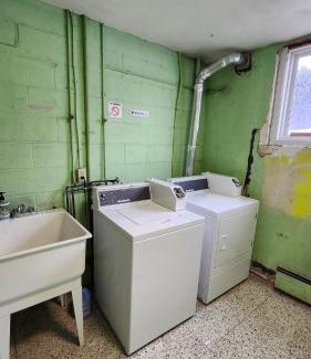 Waterloo Apartment | ENTIRE 1 BEDROOM APARTMENT by UW RESEARCH PARK - PS1