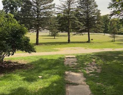 Niles Apartment | Entire 1 bedroom apartment in Niles Michigan Close to everything