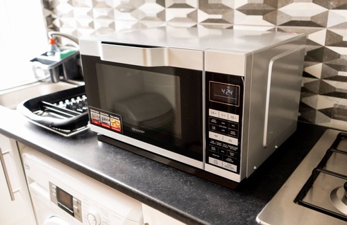 Cardiff City Centre Apartment | Entire 2 Bed Ground Floor Apartment Cardiff City Centre