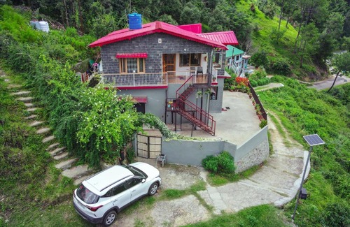 Majkhali House | Entire 2 BHK Nanda Devi Himalayan Homestay