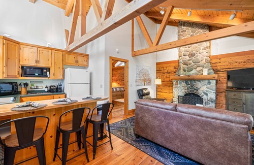 Sloat Cabin | Entire 200-acre, dog-friendly ranch with 4 homes, river access & fishing ponds