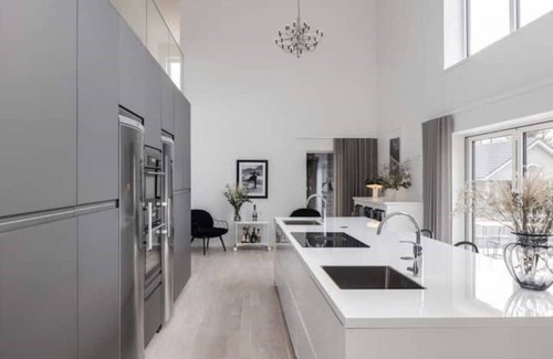 Alvesta House | Entire 2Bedroom villa plus jacuzzi 10 min to växjö