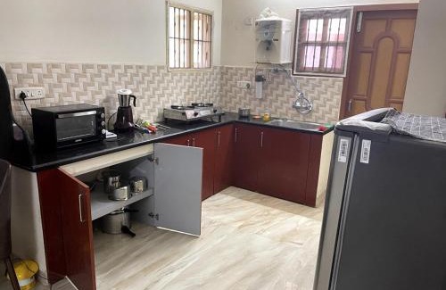 Sadras Apartment | Entire 2BHK Apartment in TNagar Chennai